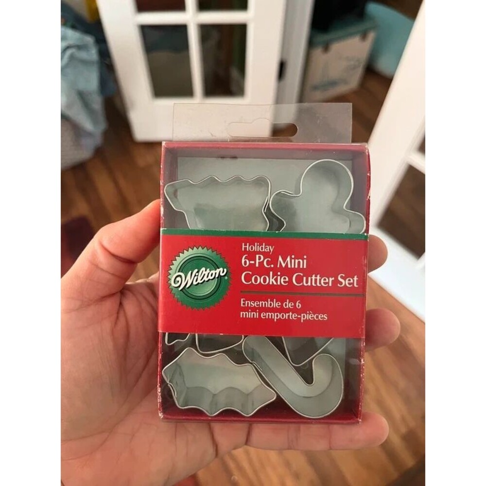 Wilton Holiday 6-Pc. Mini Cookie Cutter Set